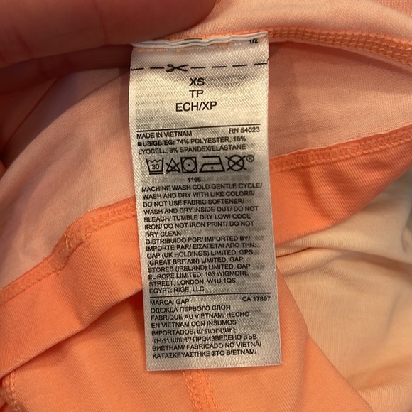 Gap Fit XS Long Sleeve Breathe Lightweight Athletic Top in Peach Tie Dye… - Picture 6 of 6
